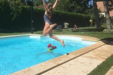 تختخواب و صبحانه Les Prémices De La Forêt