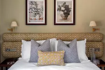 فندق The Carnarvon Arms