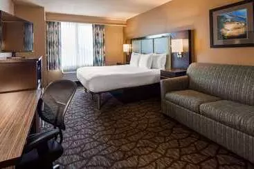 汽车旅馆  Best Western Plus Oceanside Palms