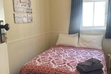 호스텔 Coastal Accommodation