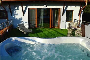 Pensione Arbanasi Deluxe Villa