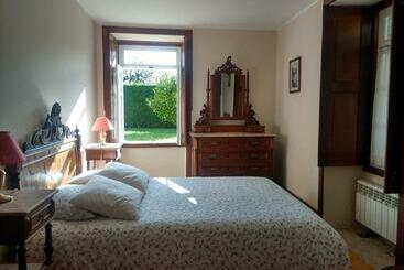 פנסיון Casa De Santa Bárbara Cinfães