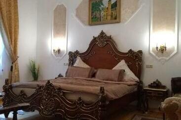 بنسيون Villa Imperia, Museums