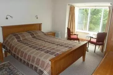 ベッドアンドブレックファースト Riverside Glanworth