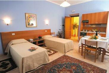 아파트호텔 Casa Vacanze Provenzale