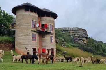 בית מלון כפרי Fairview Estates