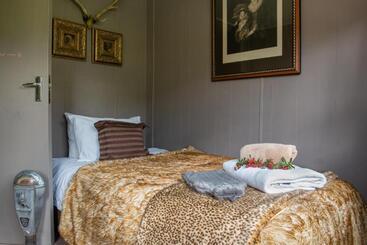 酒店 Fairview Estates