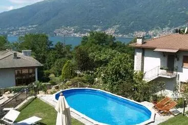Aparthotel Villa Mimosa