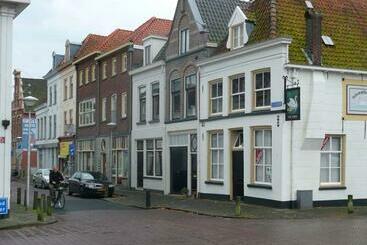 Bed and Breakfast De Zilveren Karper