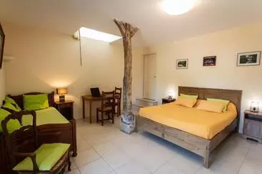 Aamiaismajoitus (B&B) La Haye Gîtes Et Chambre D Hôtes