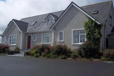 Bed and Breakfast Nephin Lodge