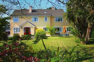 Bed and Breakfast Ashe S Accommodation