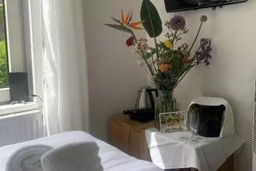 Bed and Breakfast De Stadswal