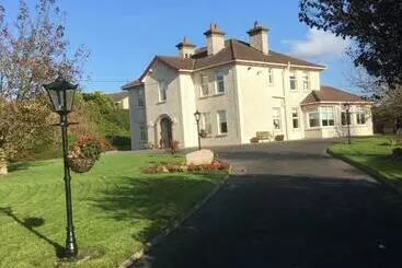 Bed and Breakfast Quignalegan House