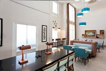 Holiday Inn Express Hotel & Suites Scott Lafayette West, An Ihg