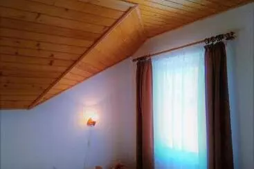 Pensió Casa Lacul Mierlei