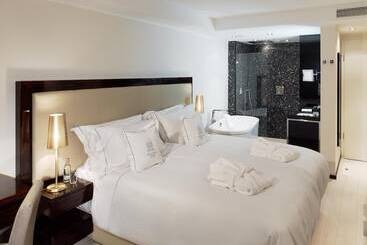 Boutique Hotel Villa Am Ruhrufer Golf & Spa