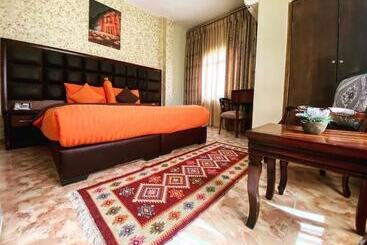 هتل Anbat Midtown