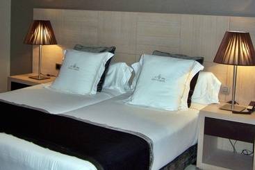 هتل Washington Parquesol Suites &