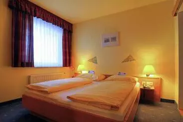 Novapark Flugzeughotel Graz