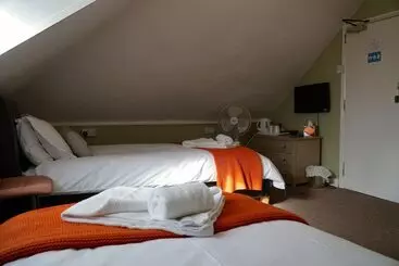 Bed and Breakfast Castle House Guest House