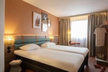 호텔 Ibis Golfe De Sainttropez