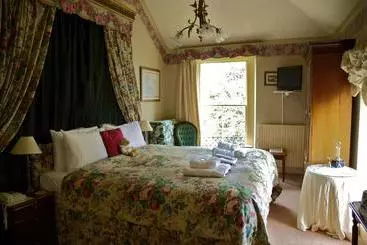 Bed and Breakfast Bloomfield House