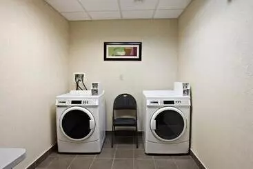 酒店 Comfort Inn & Suites