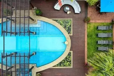 فندق Freestyle Resort Port Douglas