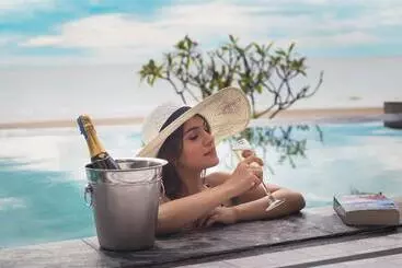 Hotel Laksasubha Hua Hin