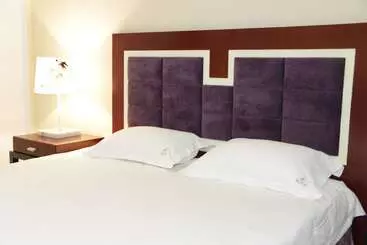 فندق Ritz Waku Kungo