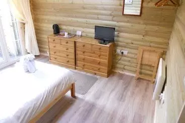 민박 The Elms Guest House