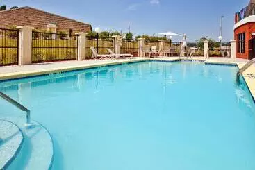 Holiday Inn Express Hotel & Suites Selma, An Ihg