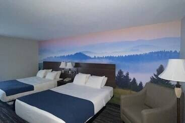 Szálloda Clarion Pointe Dillard Near Blue Ridge Mountains