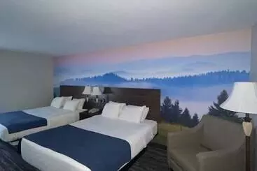 酒店 Clarion Pointe Dillard Near Blue Ridge Mountains