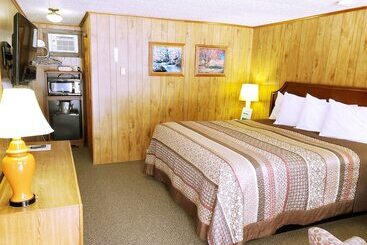 White Mountain Motel And Cottages