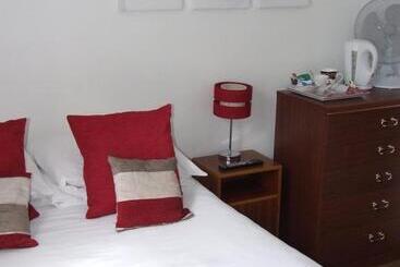 ベッドアンドブレックファースト Alexandra Guest House