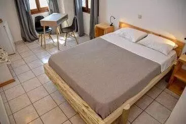 فندق Axilleion Guest House