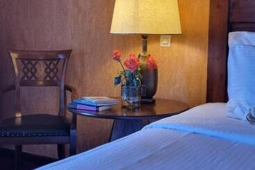 בית מלון כפרי Likoria