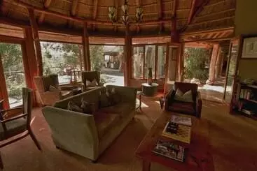 Отель Pumba Private Game Reserve