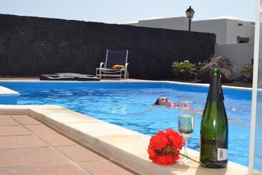 Апартаменты Villas Coral Deluxe