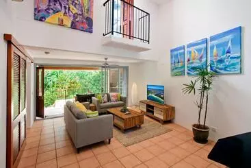 هتل L Auberge Noosa