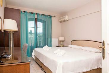 Corfu Club Apartments