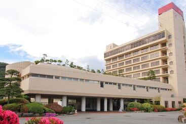 בית מלון כפרי Hana Isawa