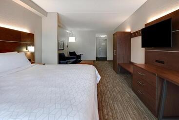 Holiday Inn Express Hotel & Suites Smyrna Nashville Area, An Ihg