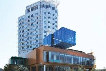 בית מלון כפרי Seagull Tenpozan Osaka