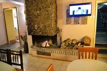 هاستل The English Guest House