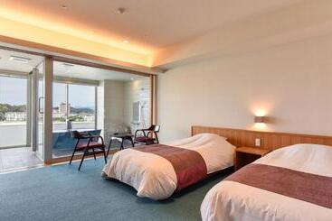 Отель Sanrakuso