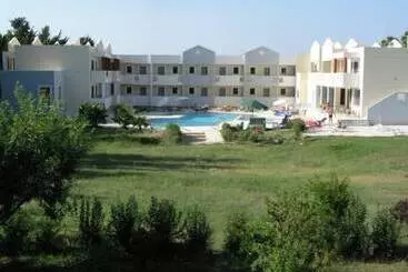 Olga S Paradise Hotel Apartments