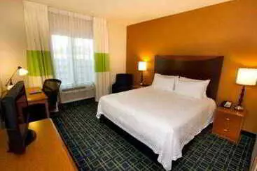 Отель Fairfield Inn & Suites Los Angeles West Covina